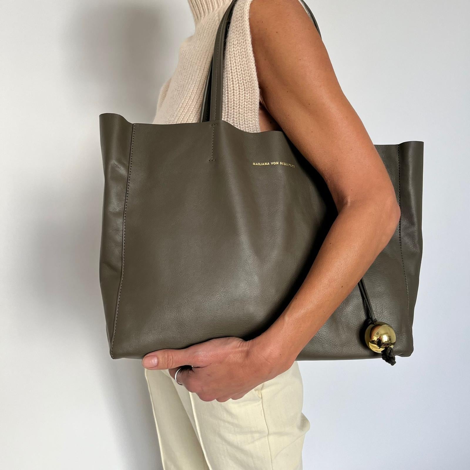 PAOLA ANHÄNGER SCHWARZ