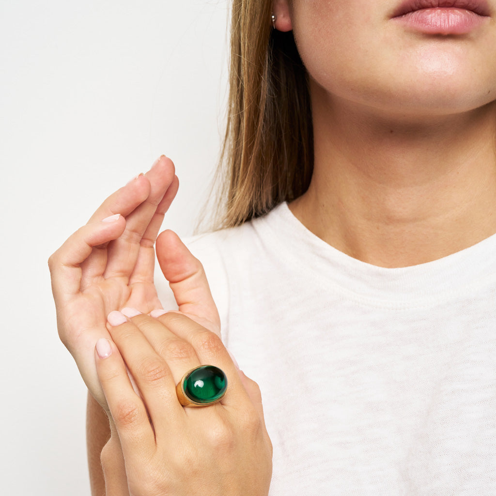 SHILA RING CABOUCHON EMERALD GRÜNER QUARZ