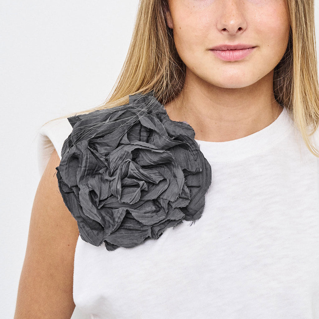 GINETTE BROSCHE SCHWARZ