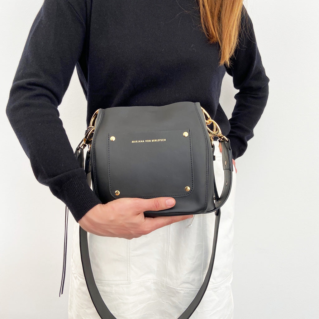 BUCKY BAG SMALL Schwarz