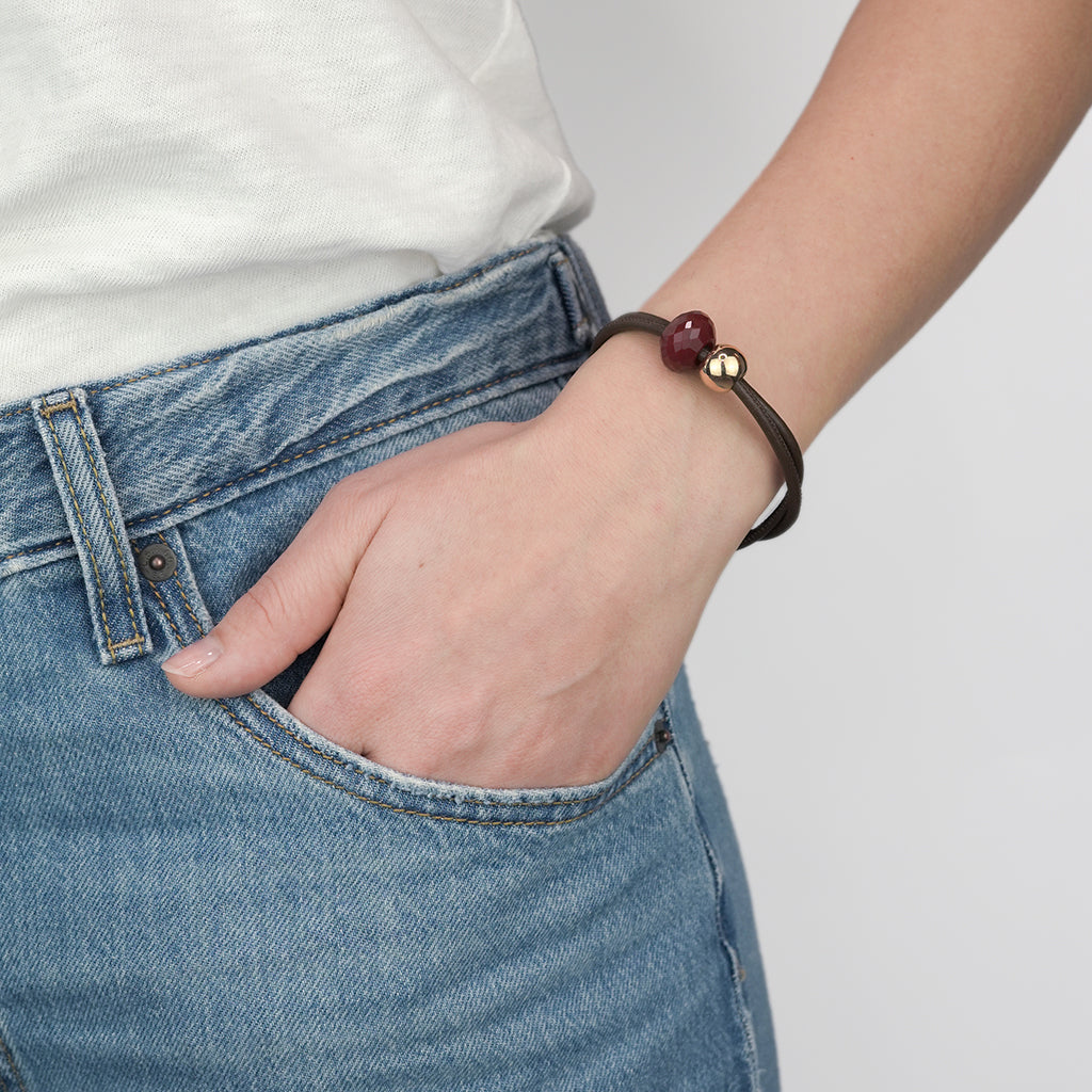 SALLY ARMBAND Dunkelroter Chalzedon