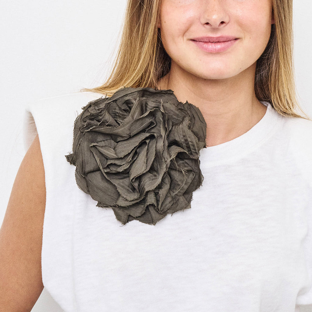 GINETTE BROSCHE KHAKI